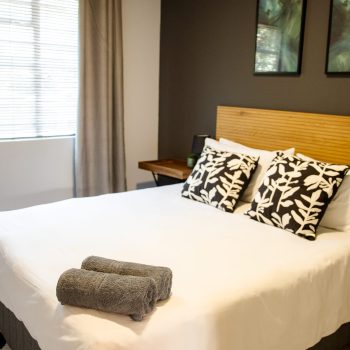 Modern ensuite bathroom at Simbali’s guest accommodation