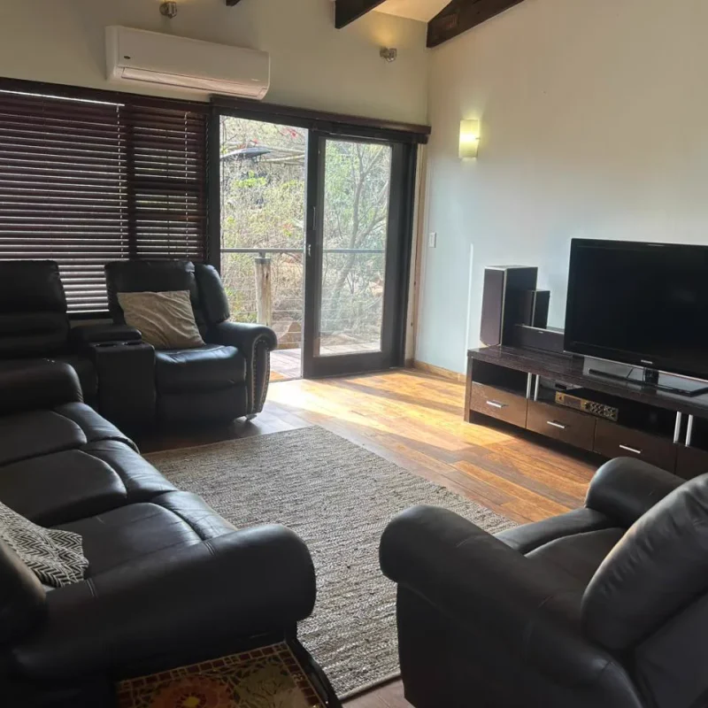 Hilltop-Cottage-2